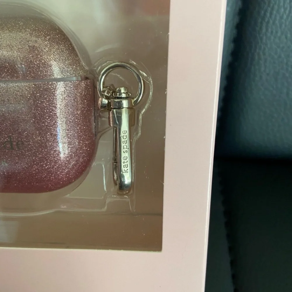 NEW🎉🎉 KATE SPADE AIRPODS CASE FOR 3rd GENERATION AIRPODS